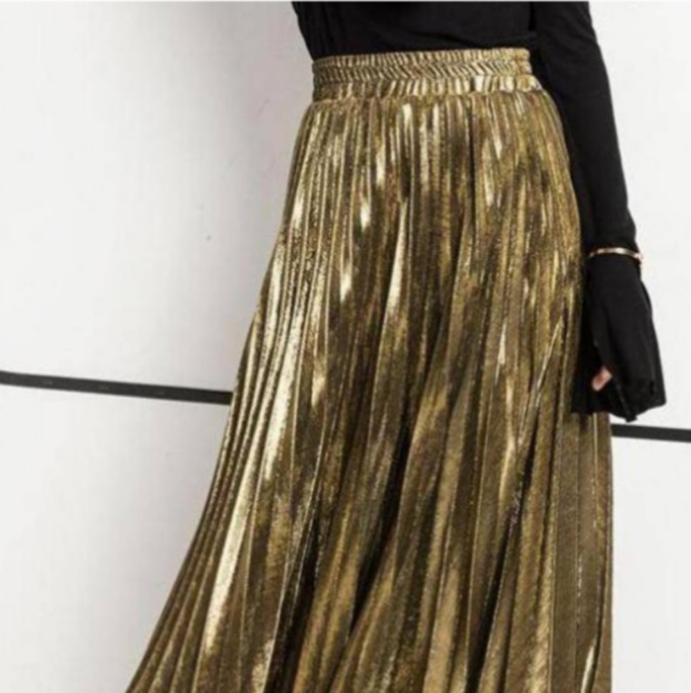 Gold Metallic Pleated Skirt